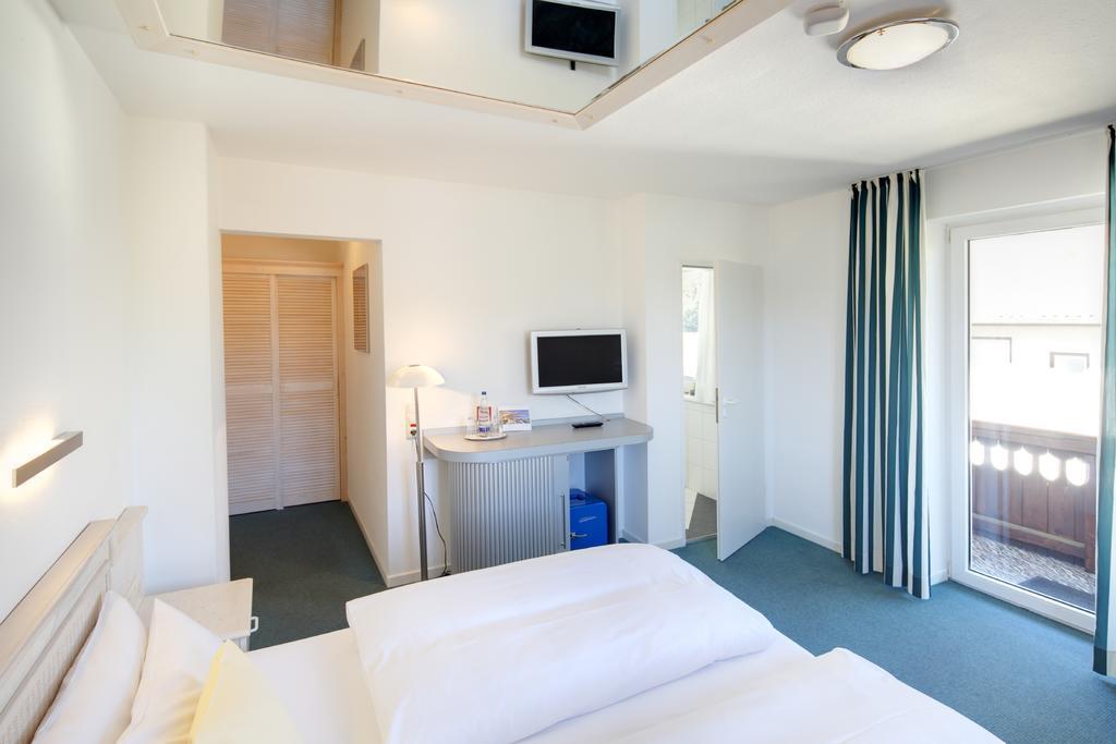 Hotel Kleiner Koenig Schwangau Kültér fotó