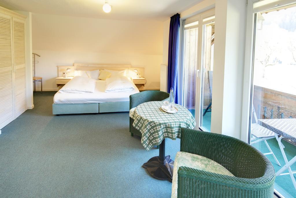 Hotel Kleiner Koenig Schwangau Kültér fotó