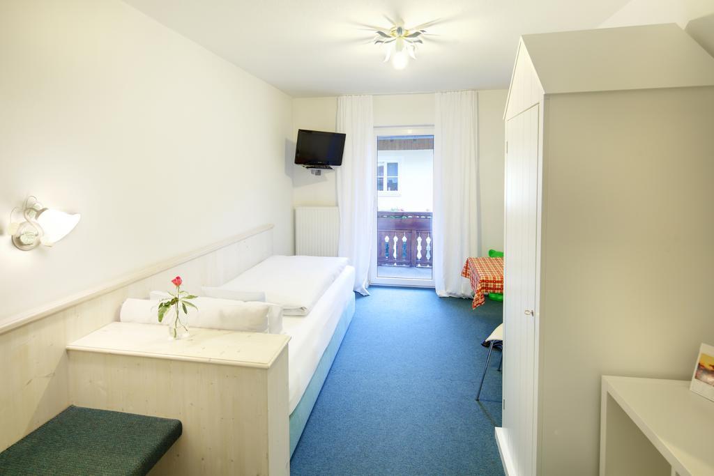 Hotel Kleiner Koenig Schwangau Kültér fotó